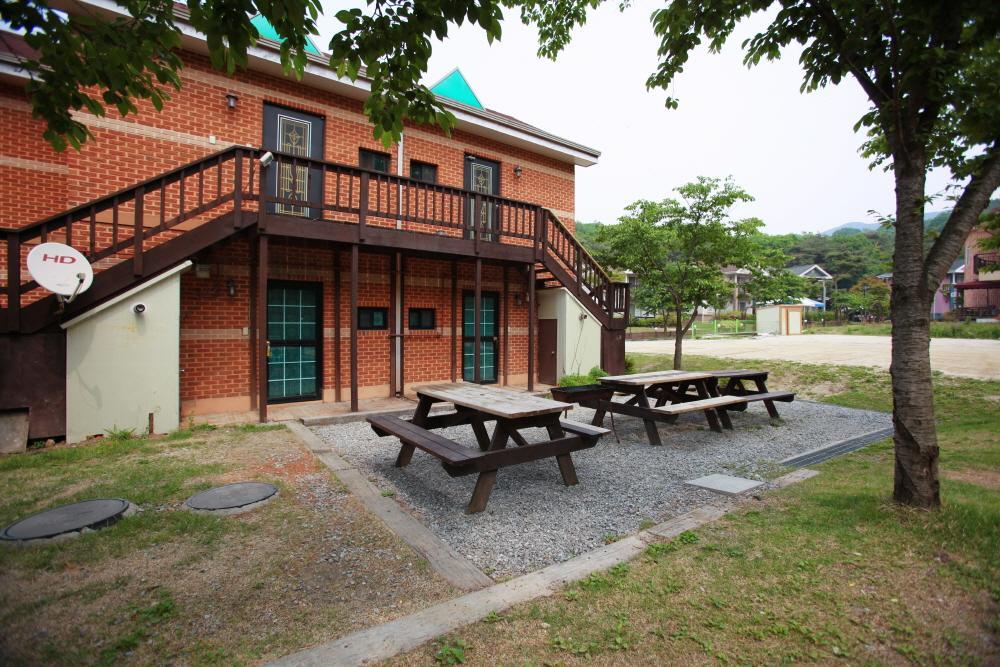 Hwangto Green Village Pension Yongin Exterior foto